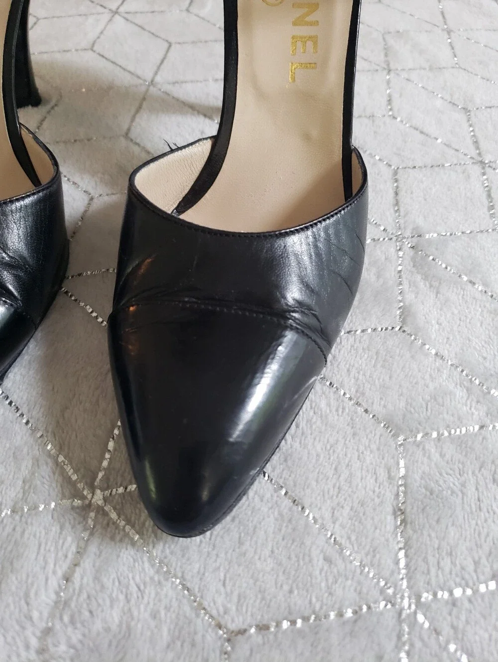 CHANEL | Womens Leather D'Orsay Pumps